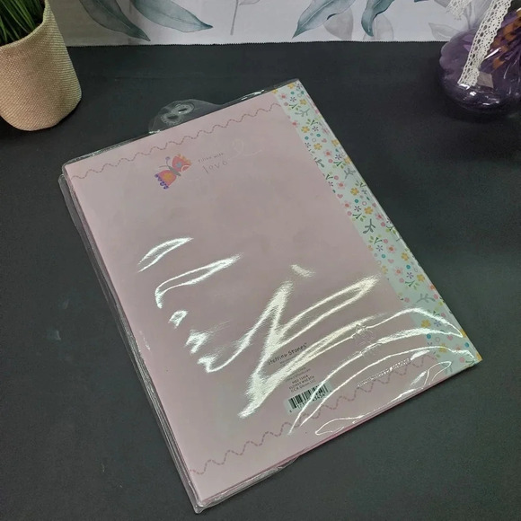 Baby Girl Baby Book in Pink - Picture 4 of 6